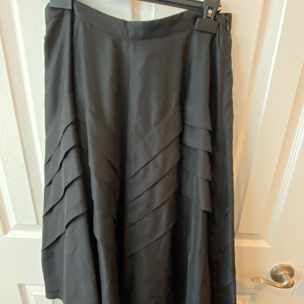 Max Mara Silk Skirt worn once to a wedding Size 8